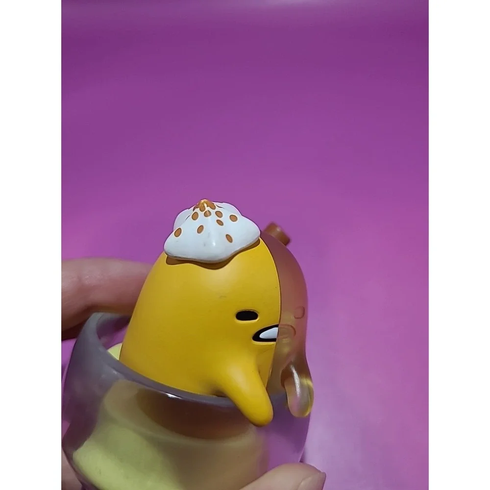 Mighty Jaxx Kandy X Sanrio Characters, Snowy‎ Dreams (RARE - Gudetama)