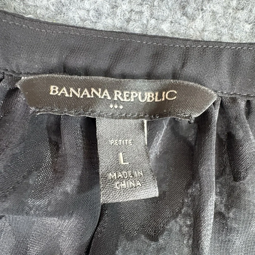 Banana Republic Blouse LP Sheer Black Burnout Leopard Button Y2K Goth Chic Indie