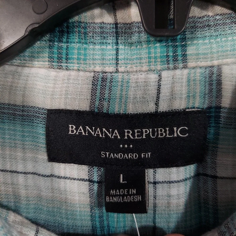 Banana Republic brand banana