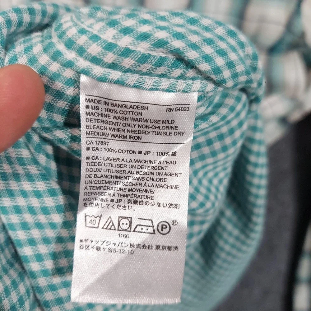Banana Republic brand banana