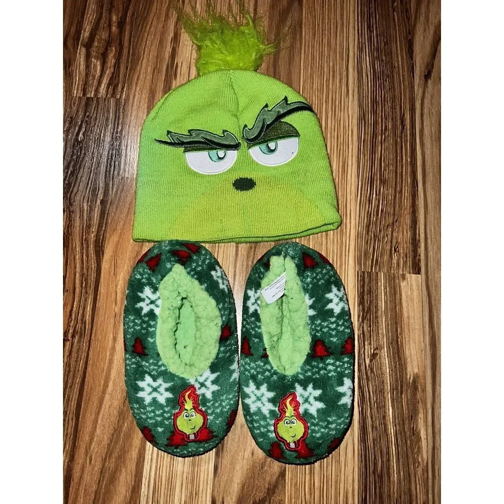 The Grinch Kids Dr Seuss Beanie‎ Winter Hat Green Knit One Size Slippers M/L