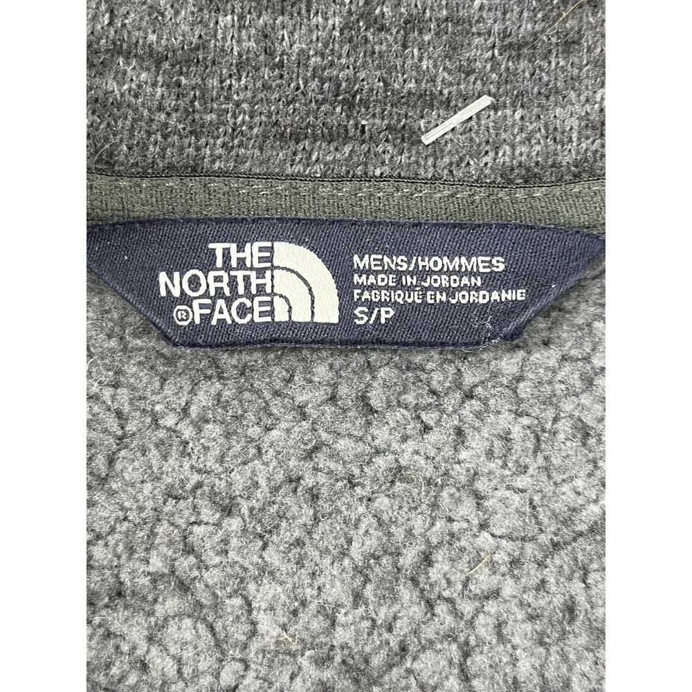 The North Face hiking minimalist athleisure