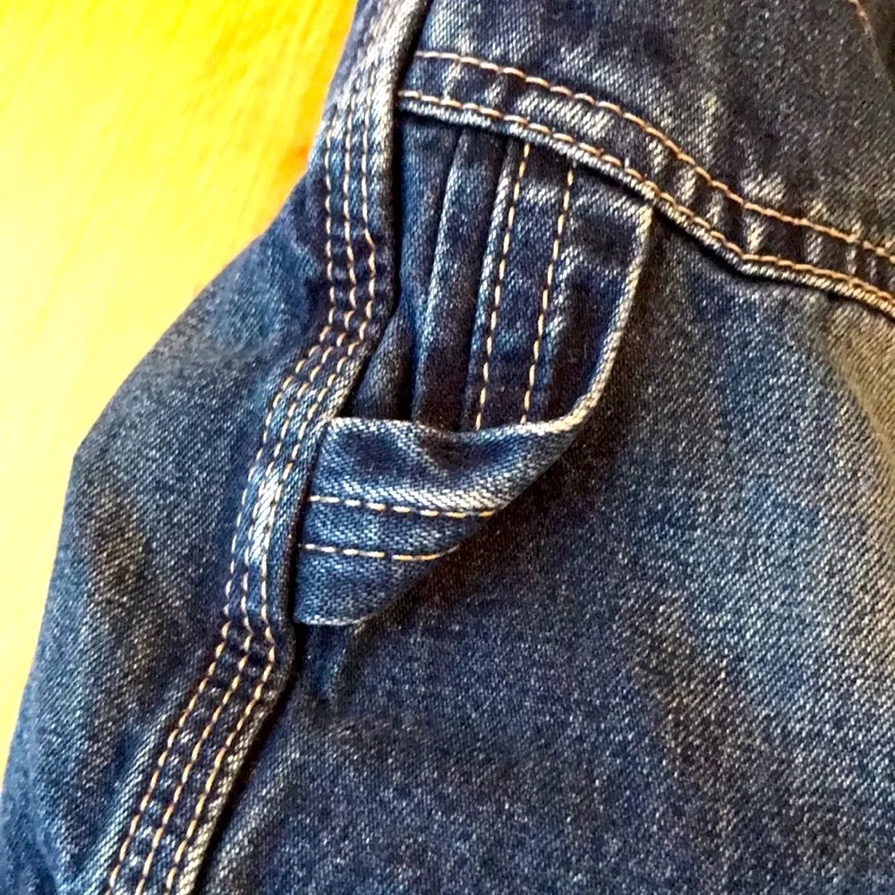 GAP seven little appear