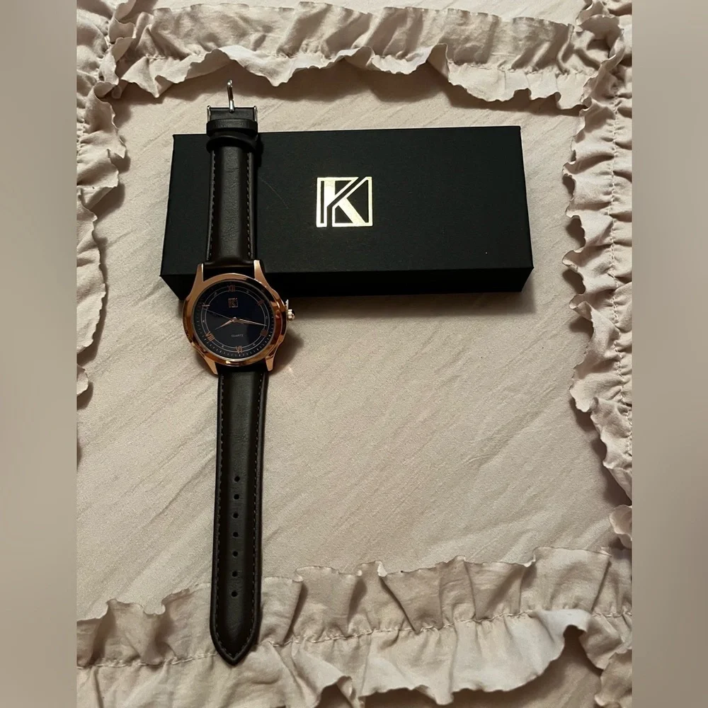 k watch gold luxurious
