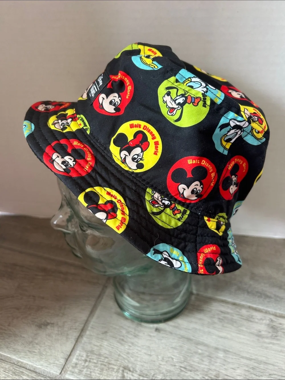 Disney vans bucket