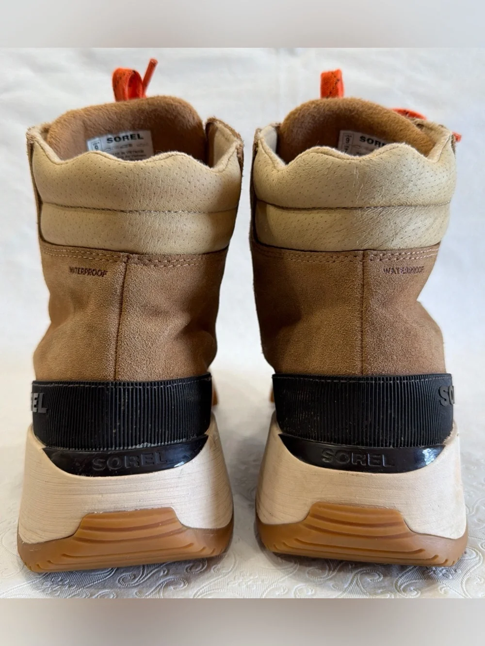 Sorel Kinetic Impact Conquest Waterproof Snow Boots Womens 9 Suede Beige Leather