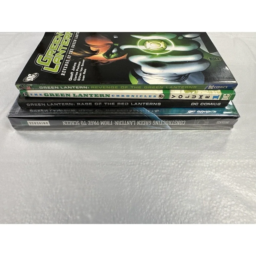 Green Lantern Graphic Novel Lot of 4 | Chronicles Vol 1,‎ Rebirth, Movie Books