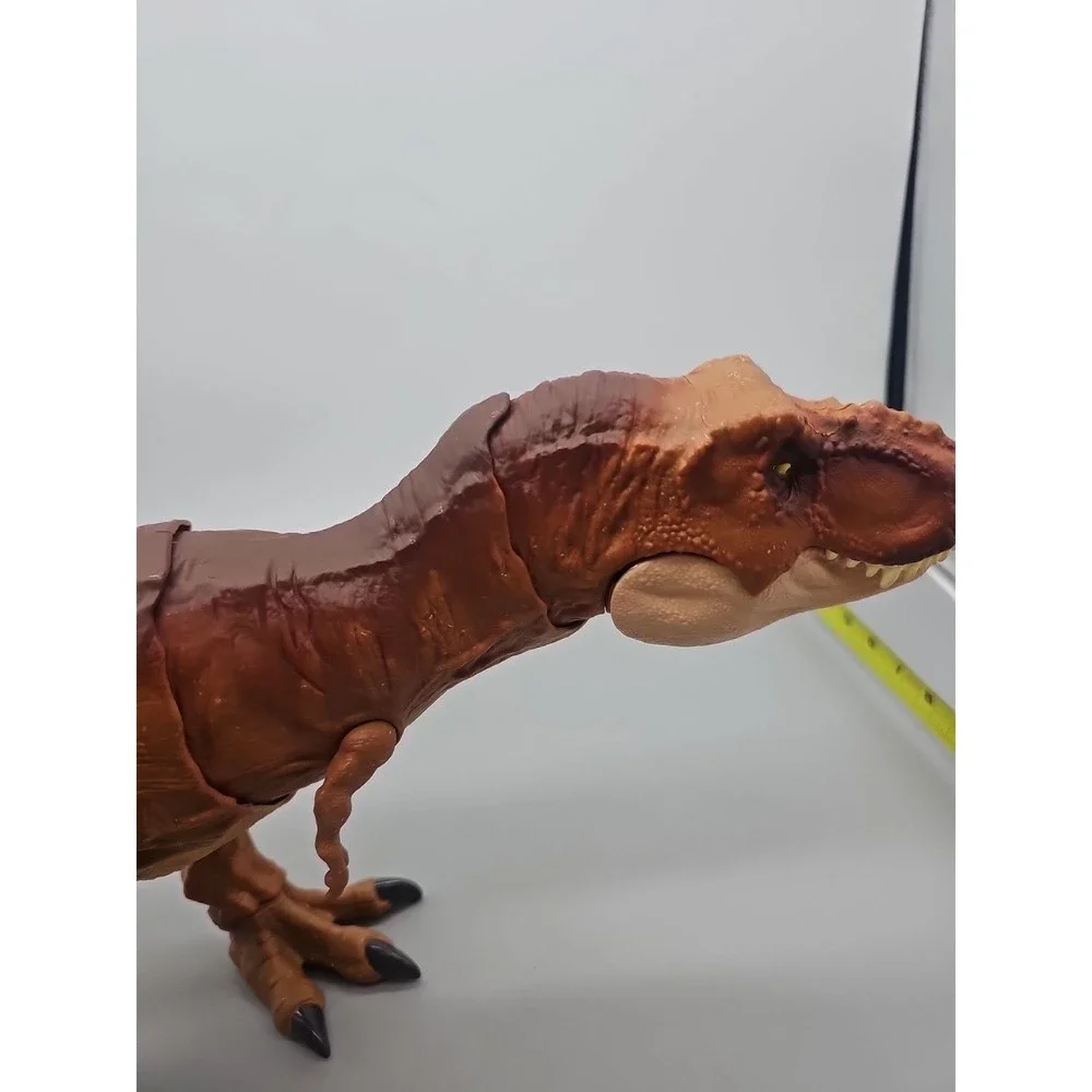 2018 Mattel Jurassic World Fallen‎ Kingdom Thrash N'Throw T-Rex Needs Batteries