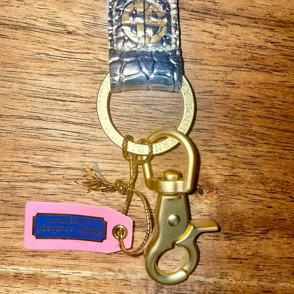 Simply Southern chic key