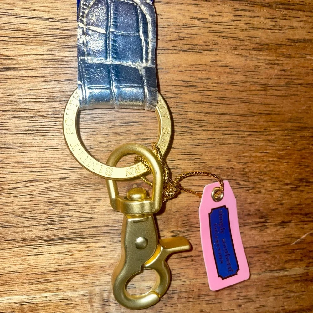 Simply Southern chic key