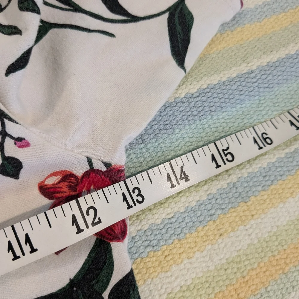 Old Navy floral print knit dress size Small 6/7