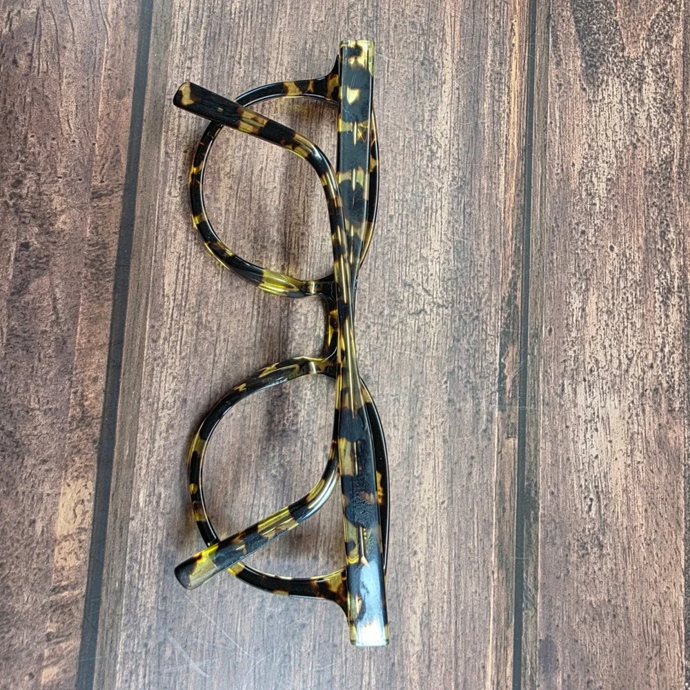 Warby Parker Hayes W 197 Tortoise Shell Round Eyeglasses 51-21-145