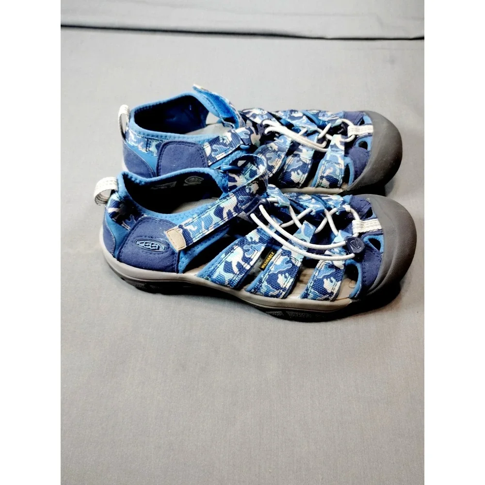 Keen sports waterproof