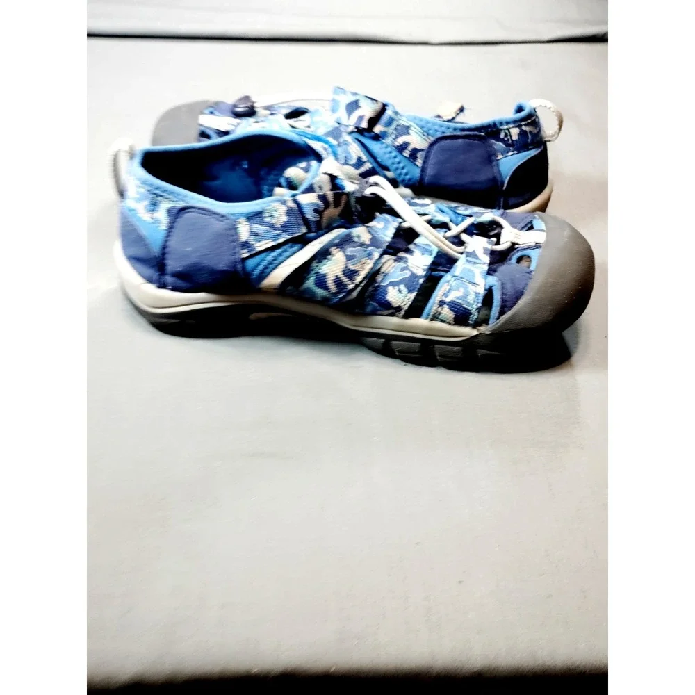 Keen sports waterproof