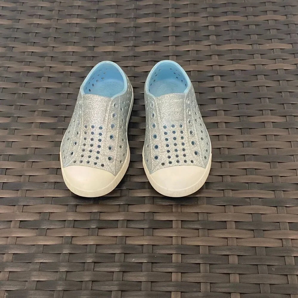 Native Jeffersons glitter, shoes, children’s size 7