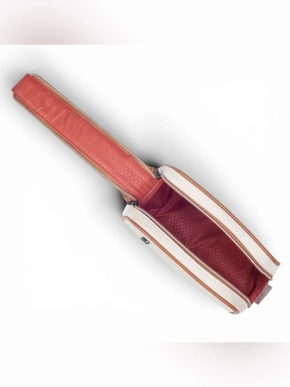 Delsey Paris stylish cream