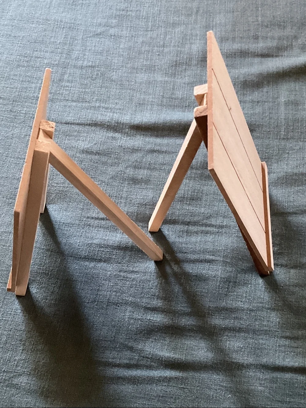 Unbranded Natural Wood Mini Easel Display Set - Pair (2pcs)
