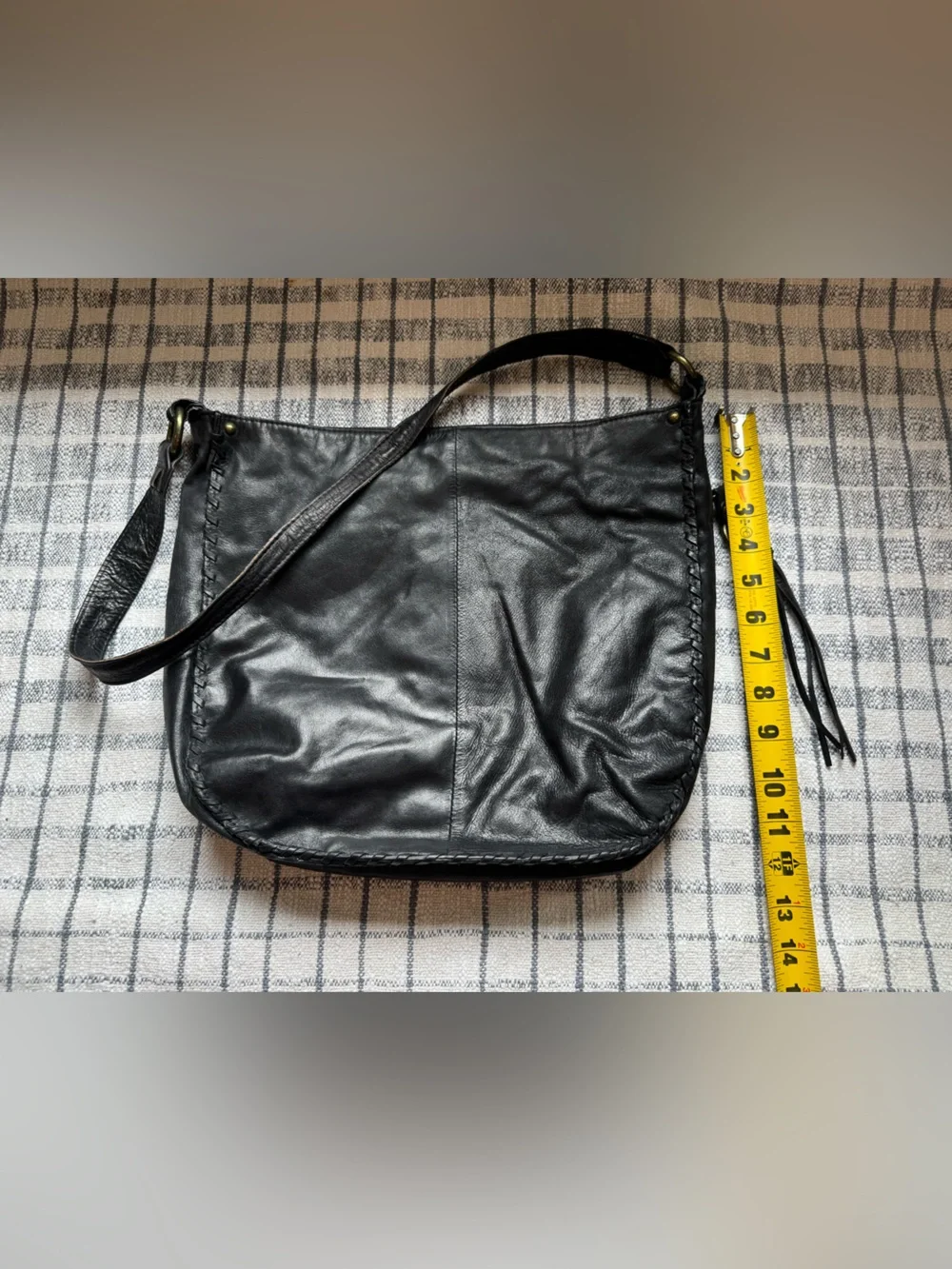 Hobo Black Leather Slouchy Purse