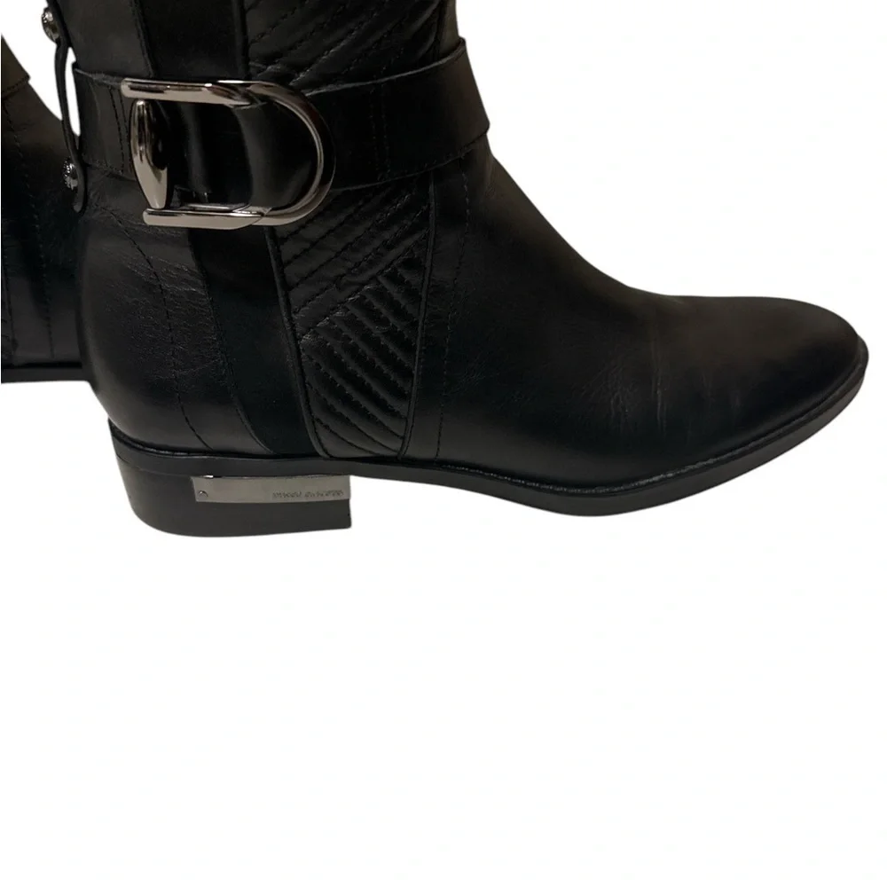 Vince Camuto neoprene geometric