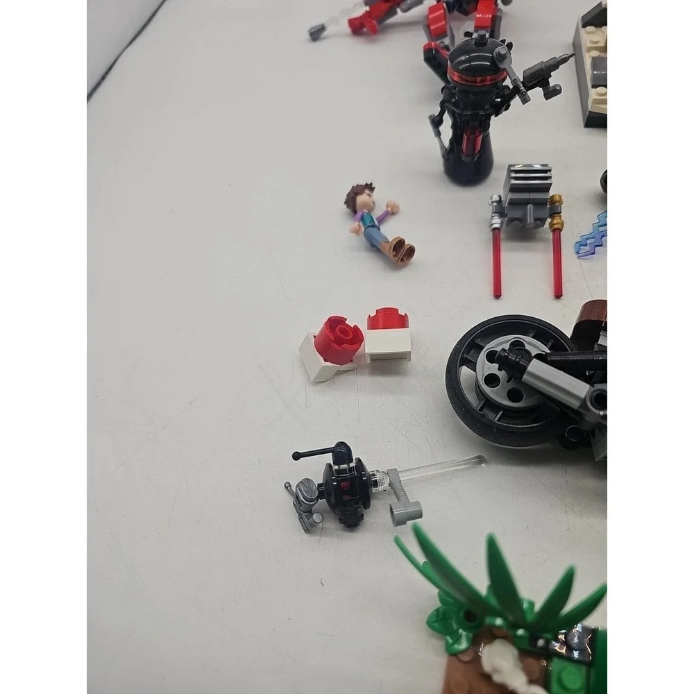 Huge Lego Lot Partial Sets Full Sets Mini Figs Dinosaur Jeep Pizza Booklets