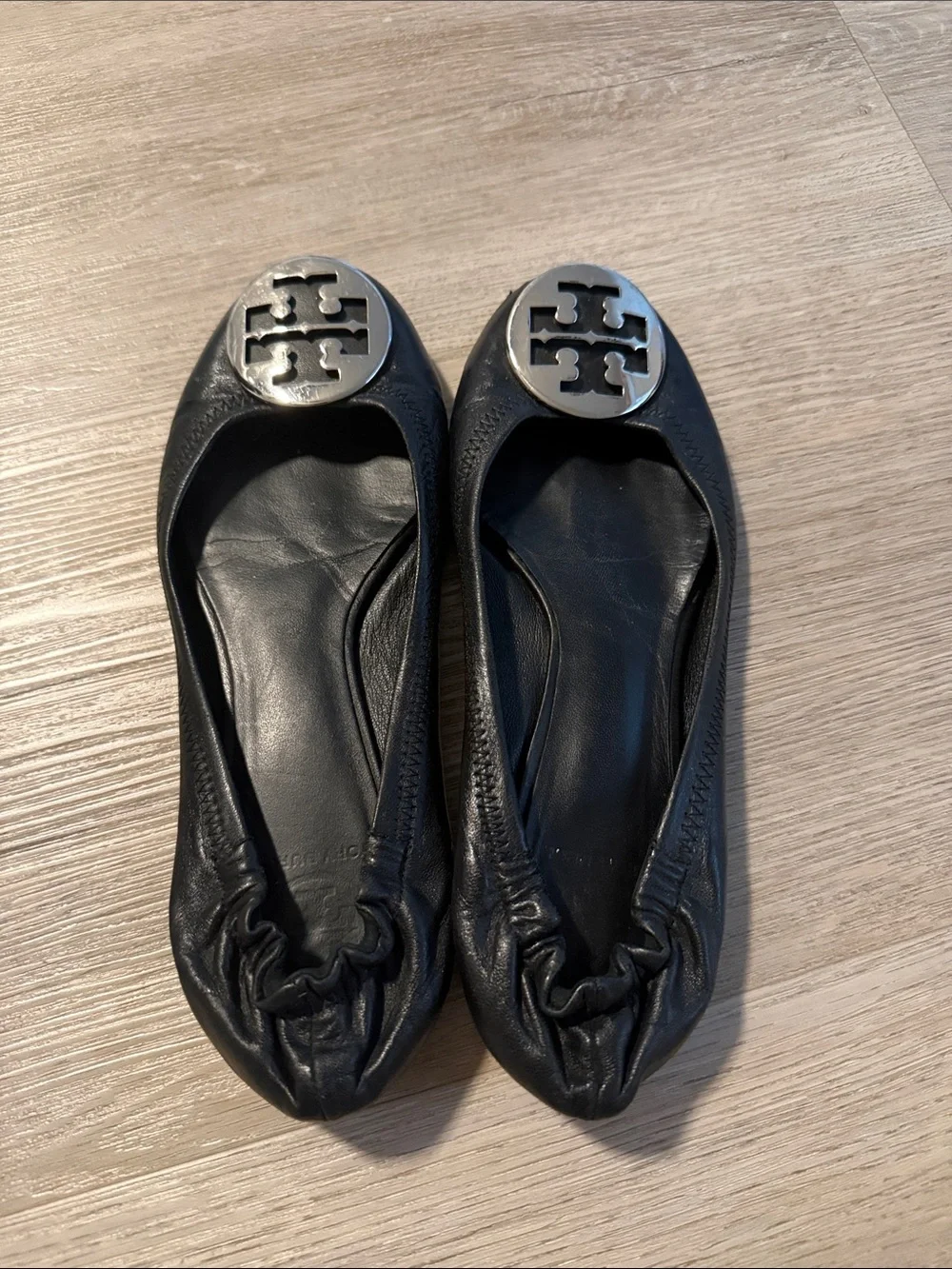 Tory Burch pulling has them