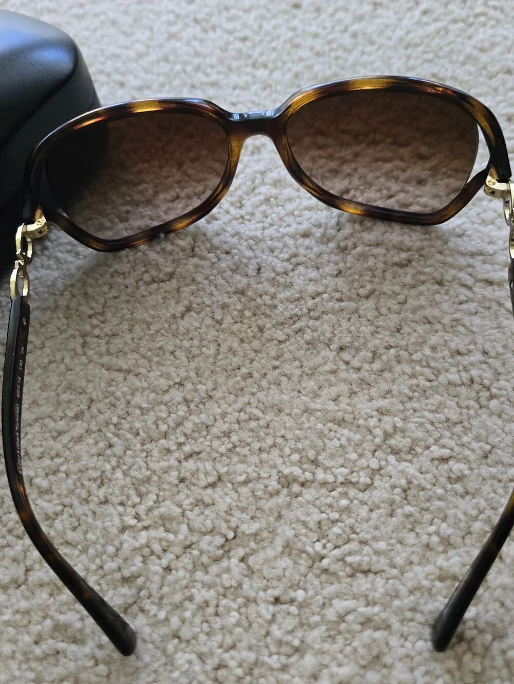 Coach comfortable all sun
