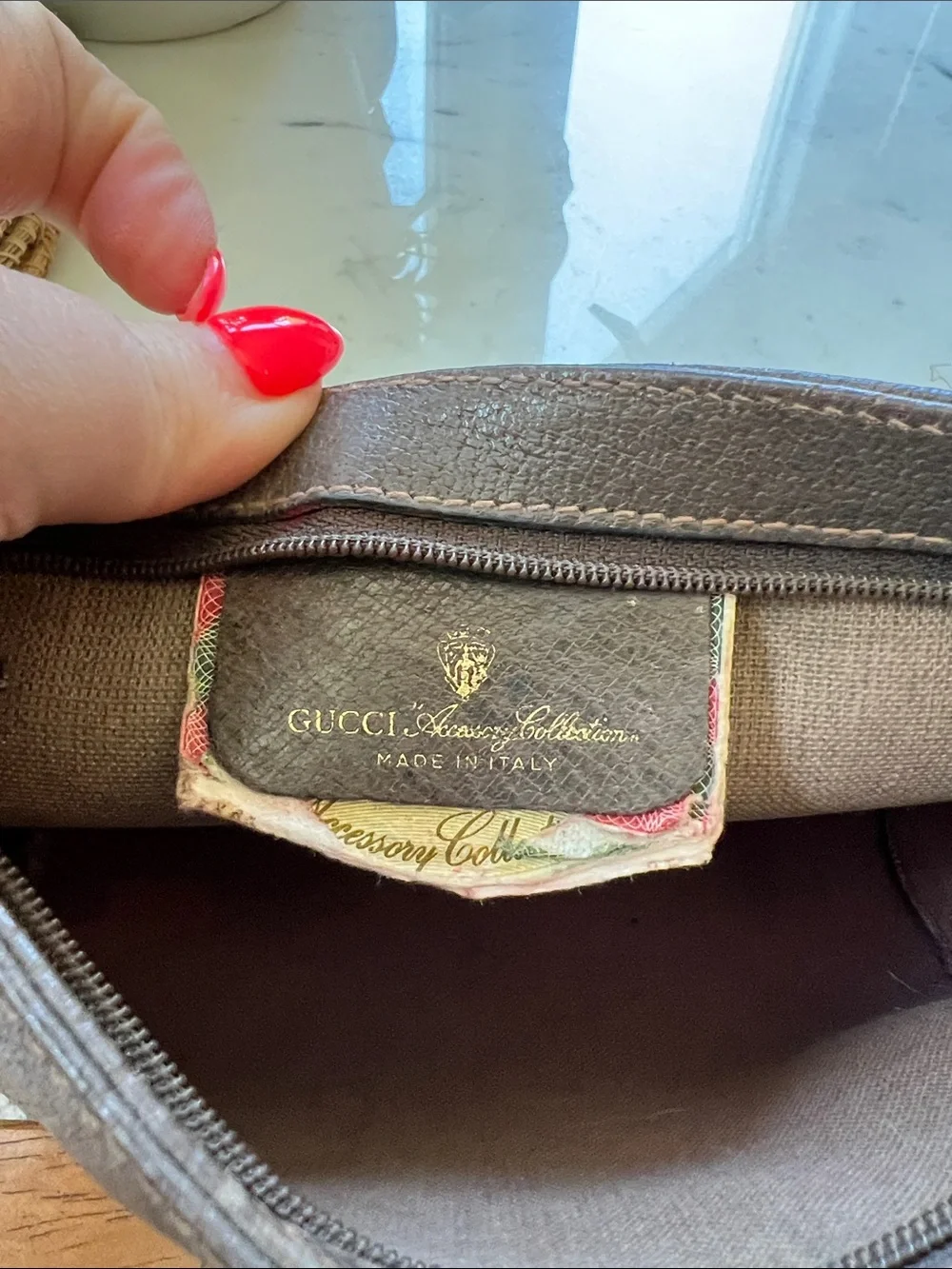 Gucci classic gg
