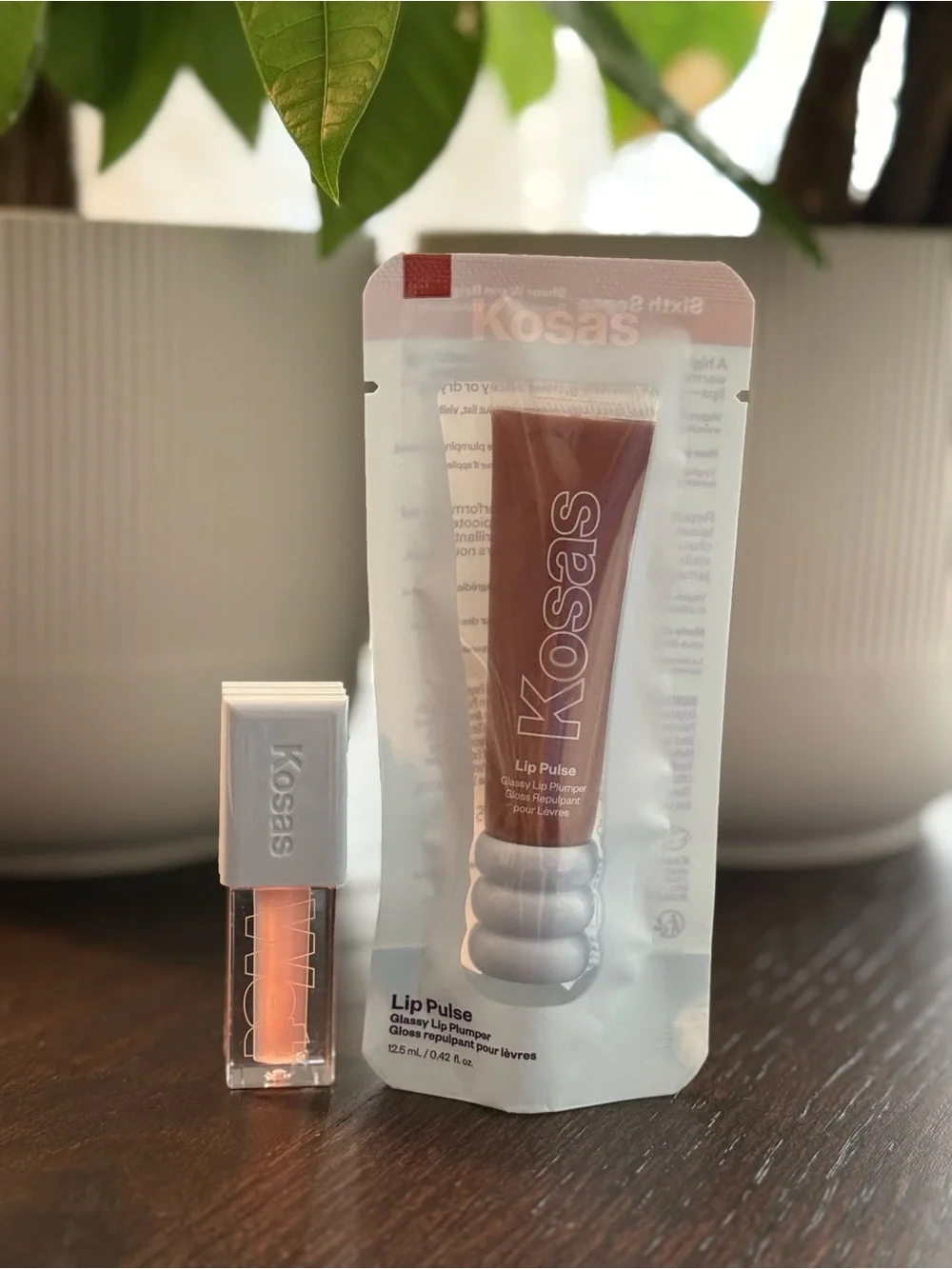 Kosas Lip Duo – Lip Pulse Glassy Plumper (Sixth Sense) + Mini Lip Gloss