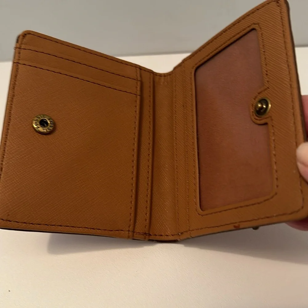 Fossil interior leather
