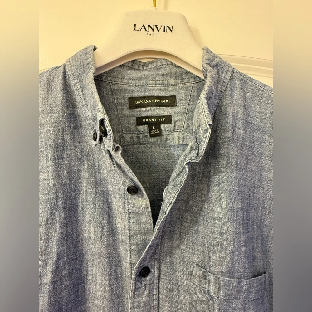Banana Republic Blue Casual Button Down Shirt