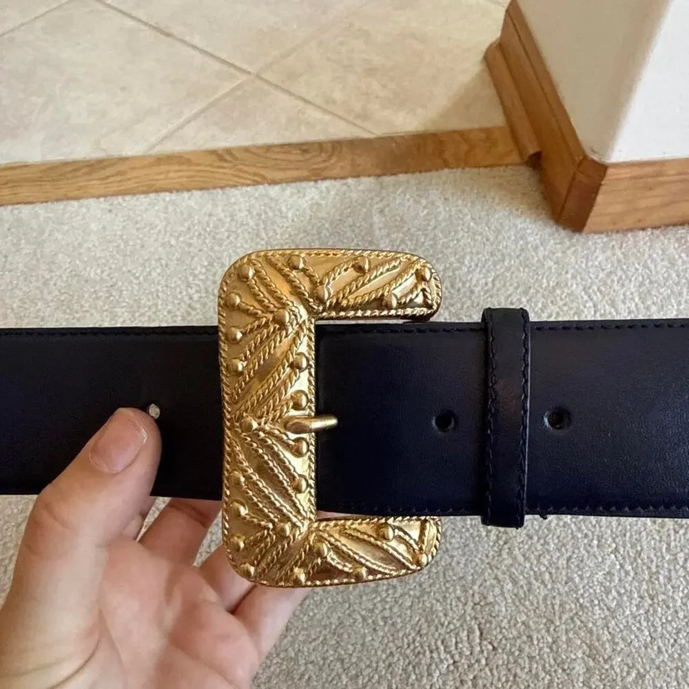 VTG chunky gold buckle navy blue leather belt liz Claiborne M