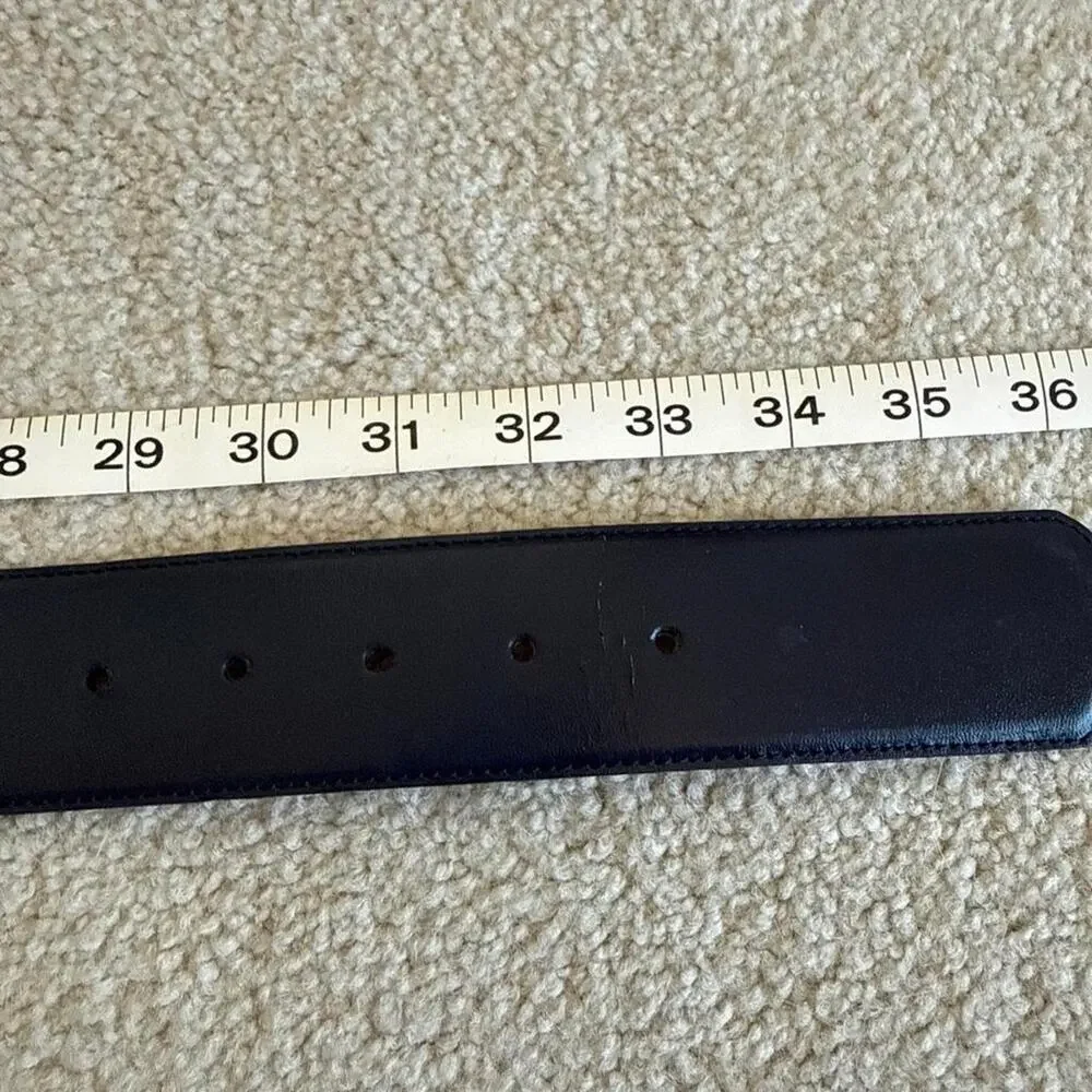 VTG chunky gold buckle navy blue leather belt liz Claiborne M