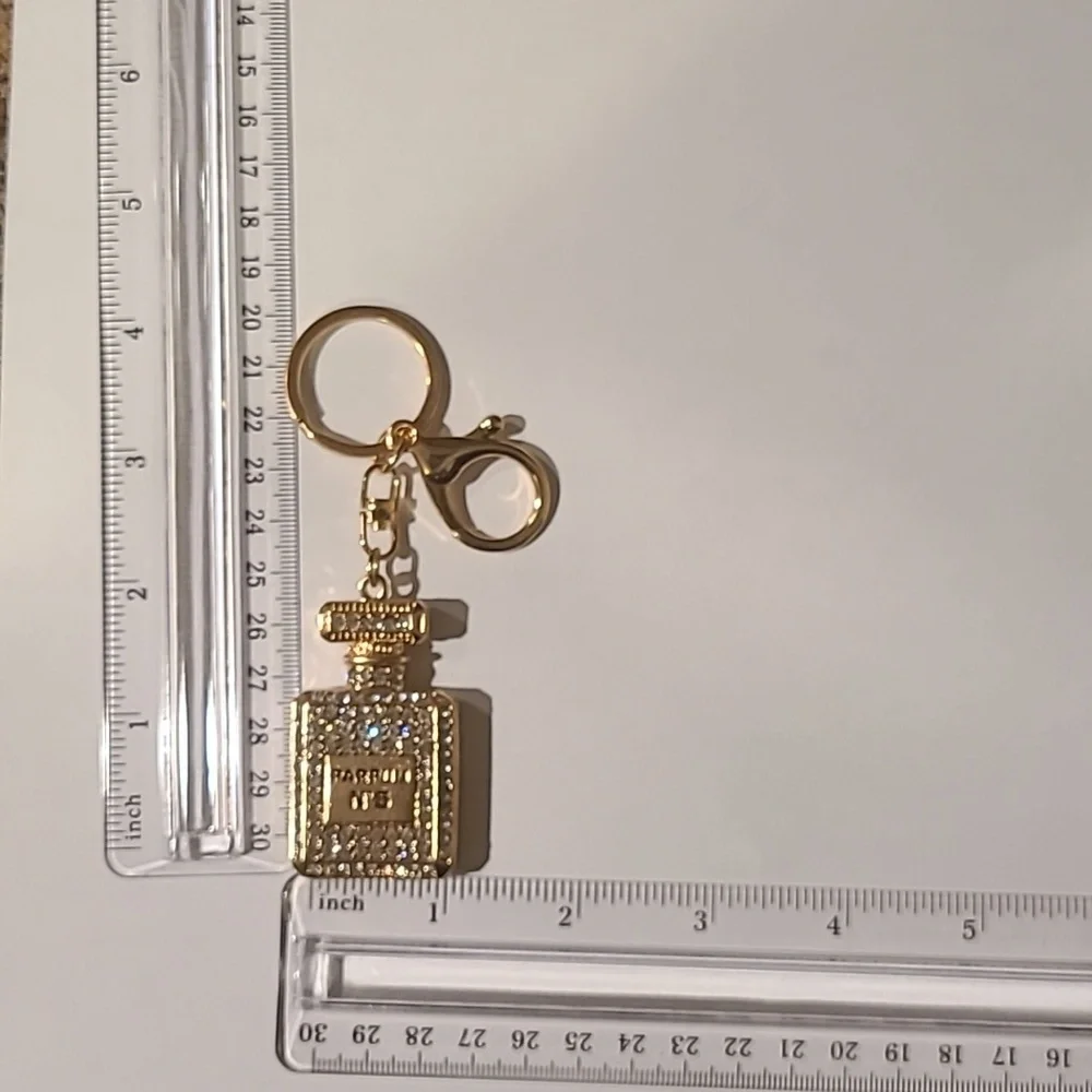 N/A keys chain or