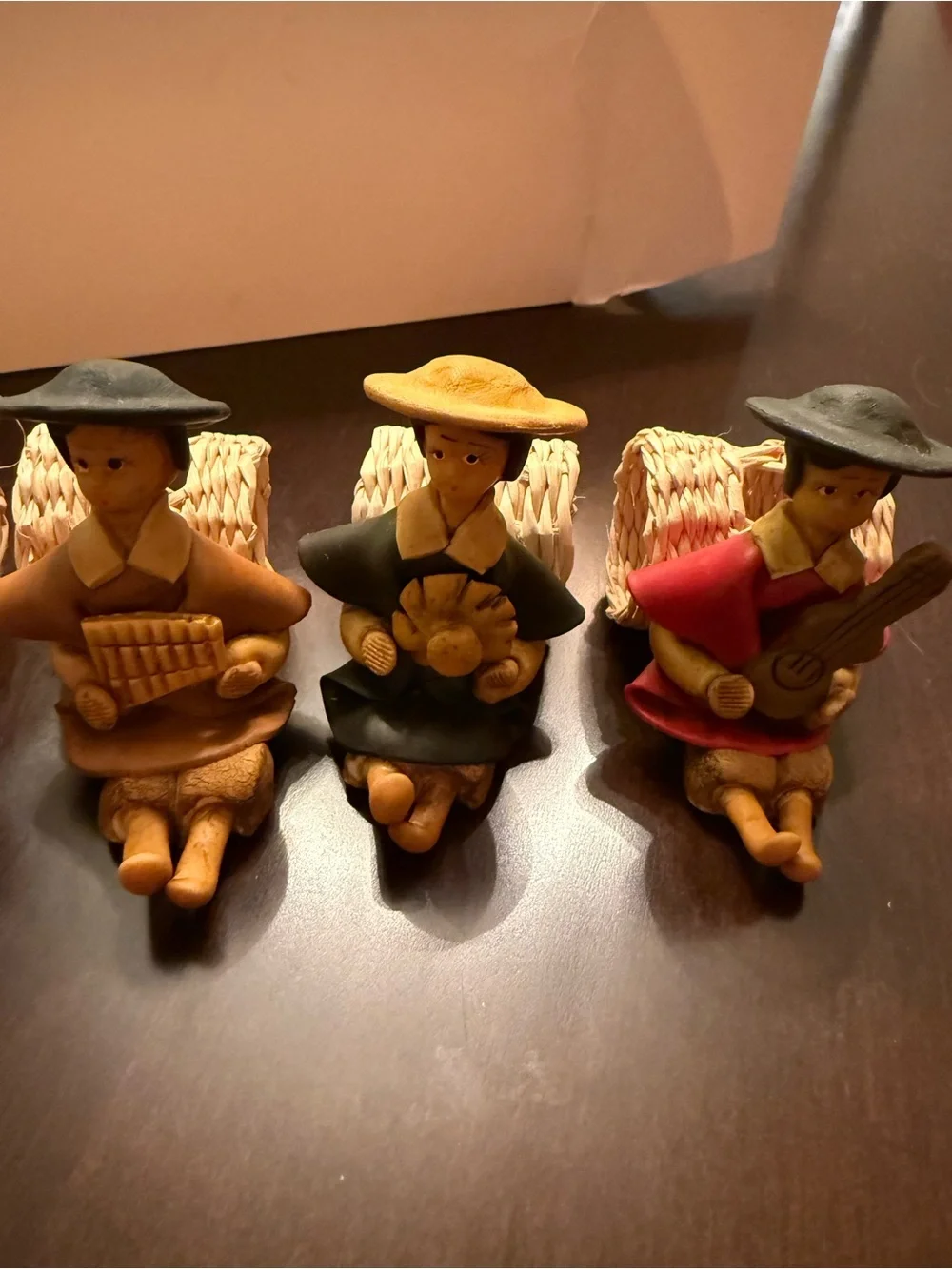 N/A folk art