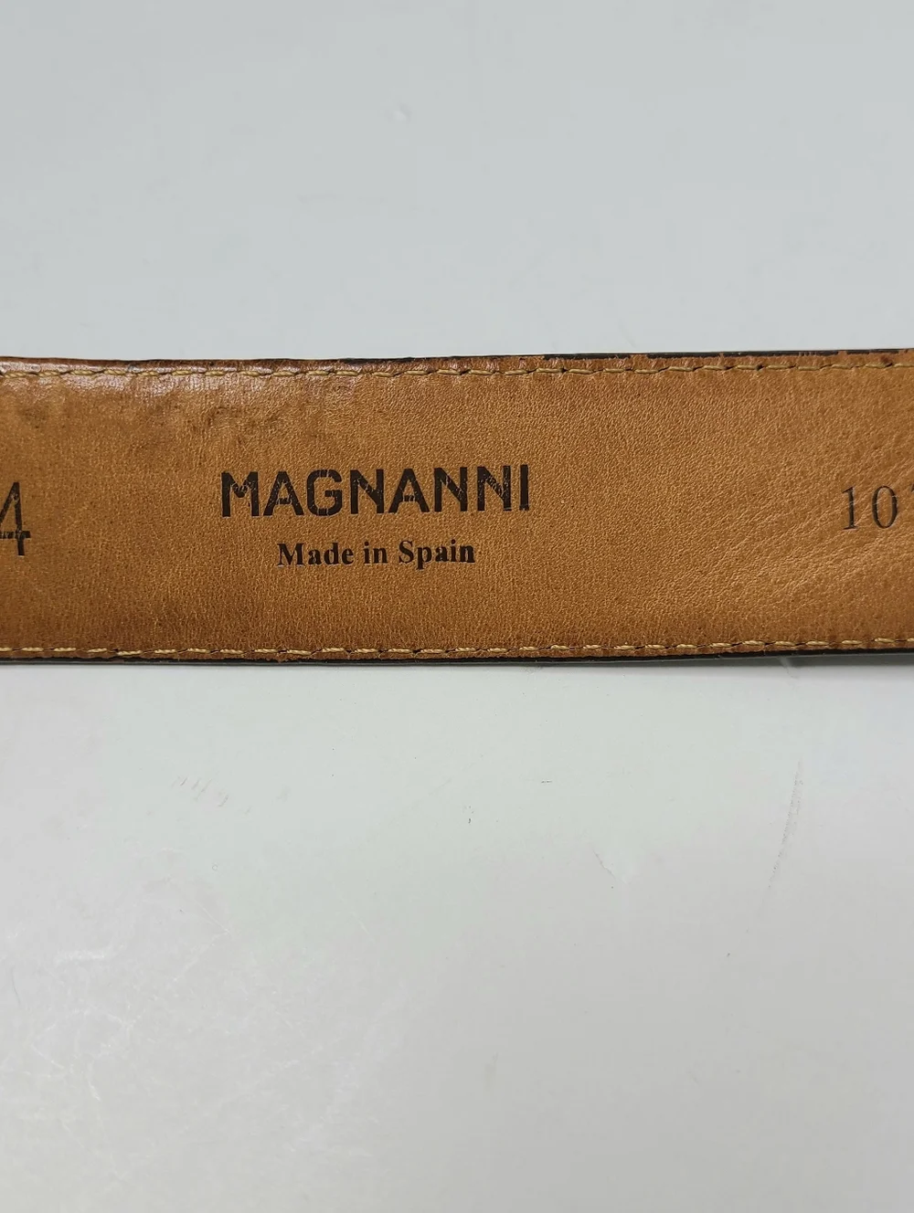 Magnanni Made In Spain Distressed Genuine Leather Belt