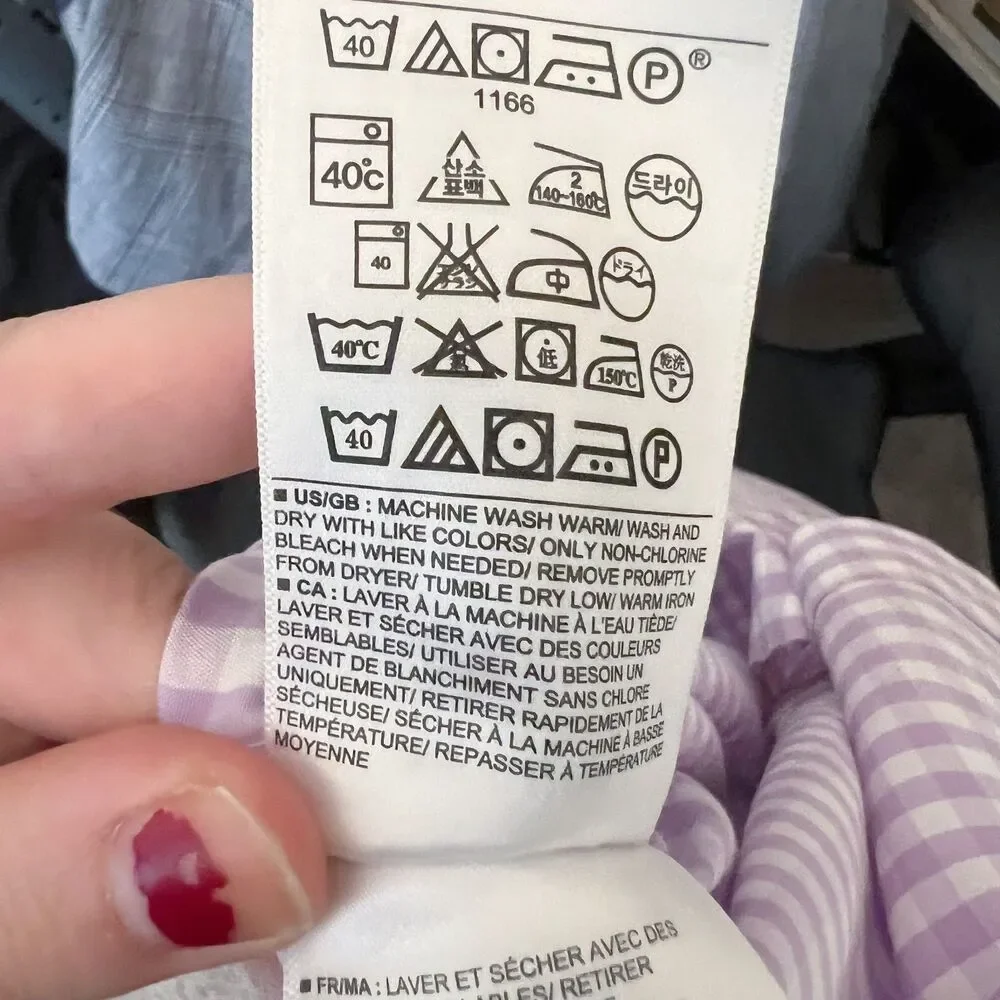 Banana Republic brand banana