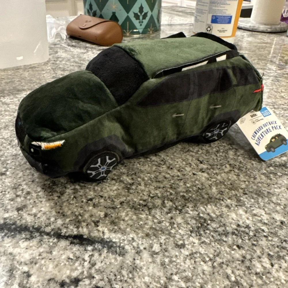 BARK SUBARU chewbaru outback adventure pack dog‎ toy 2026 NEW 2 toys in 1