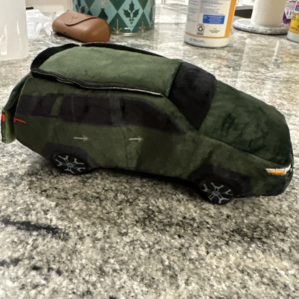 BARK SUBARU chewbaru outback adventure pack dog‎ toy 2026 NEW 2 toys in 1