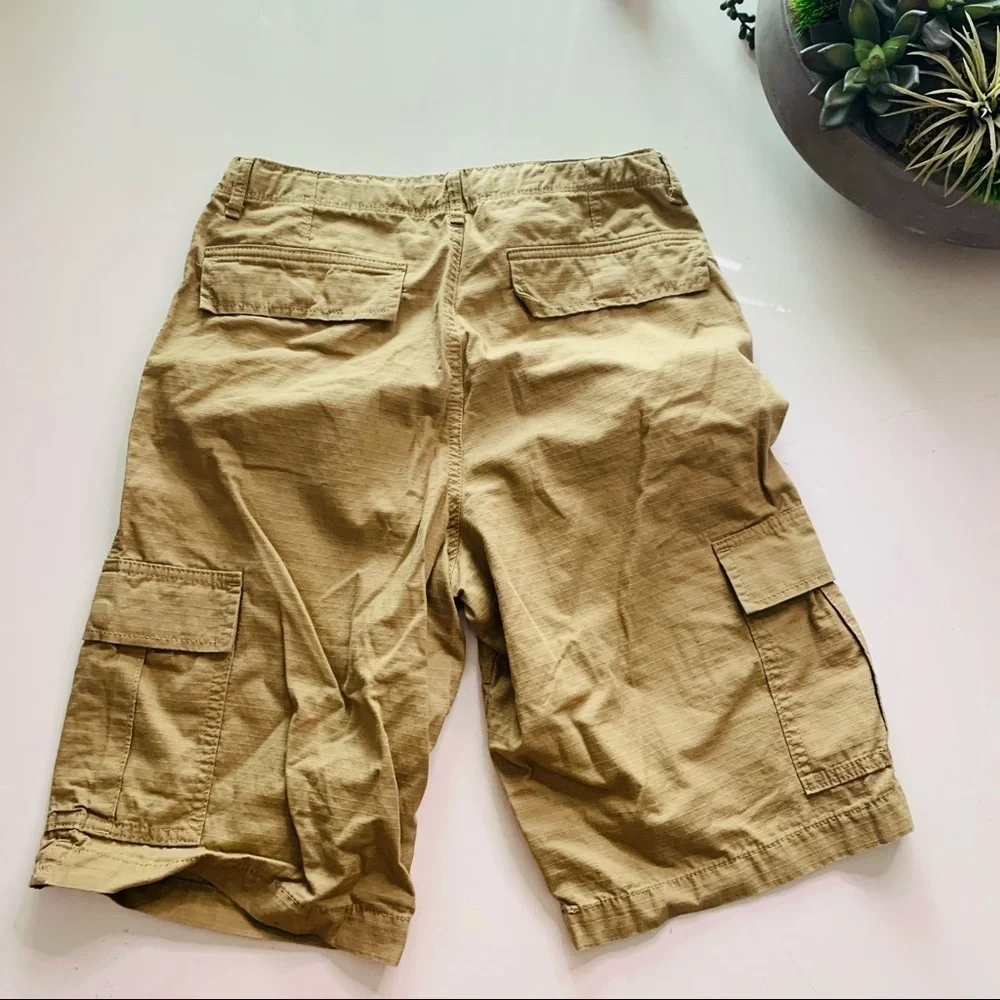 Old Navy brand old