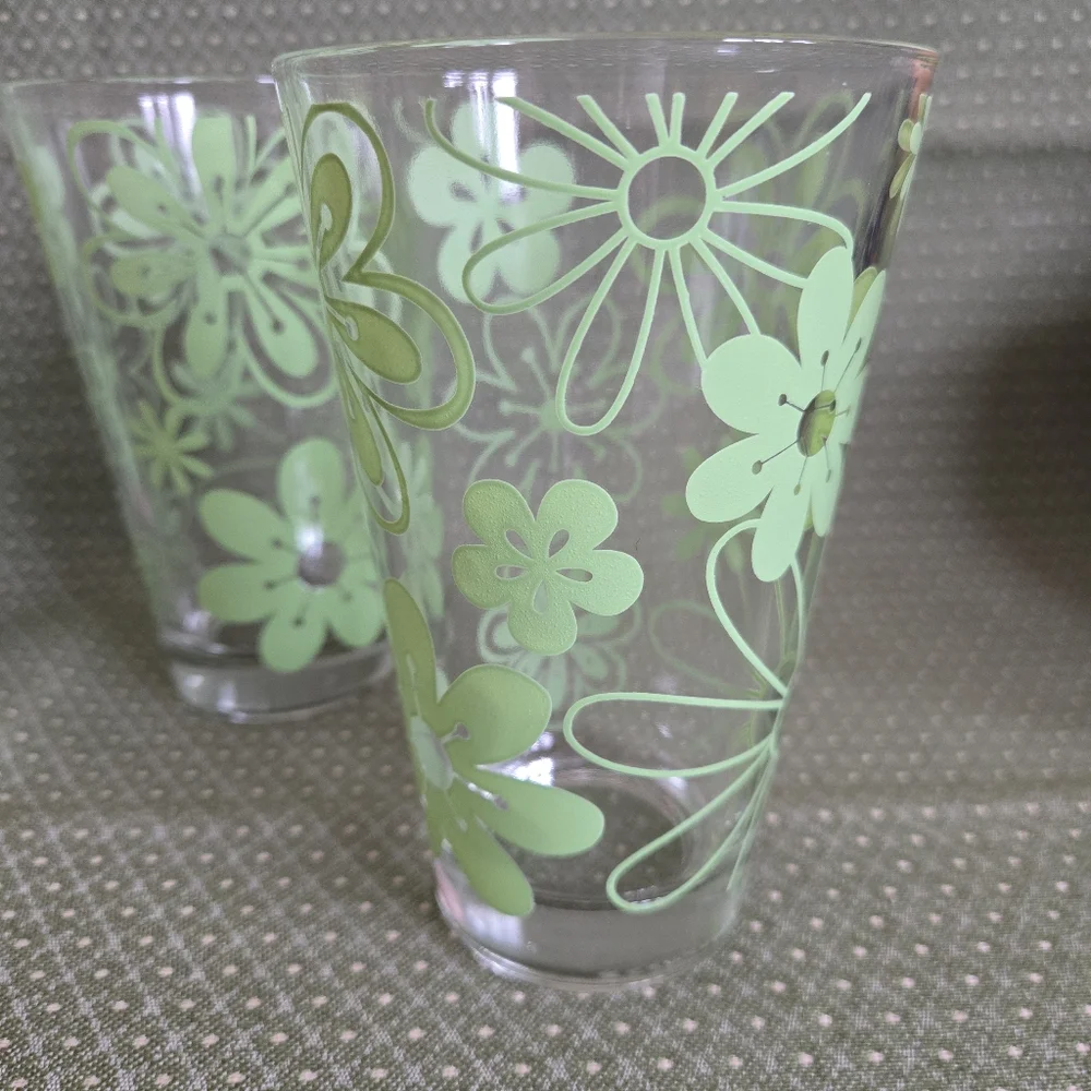 Cerve Floral Glass Tumblers Set of 4 Green Flower Design Vintage
