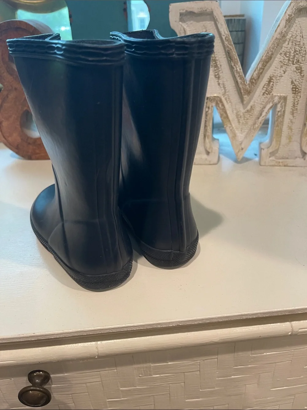 Hunter iconic rubber