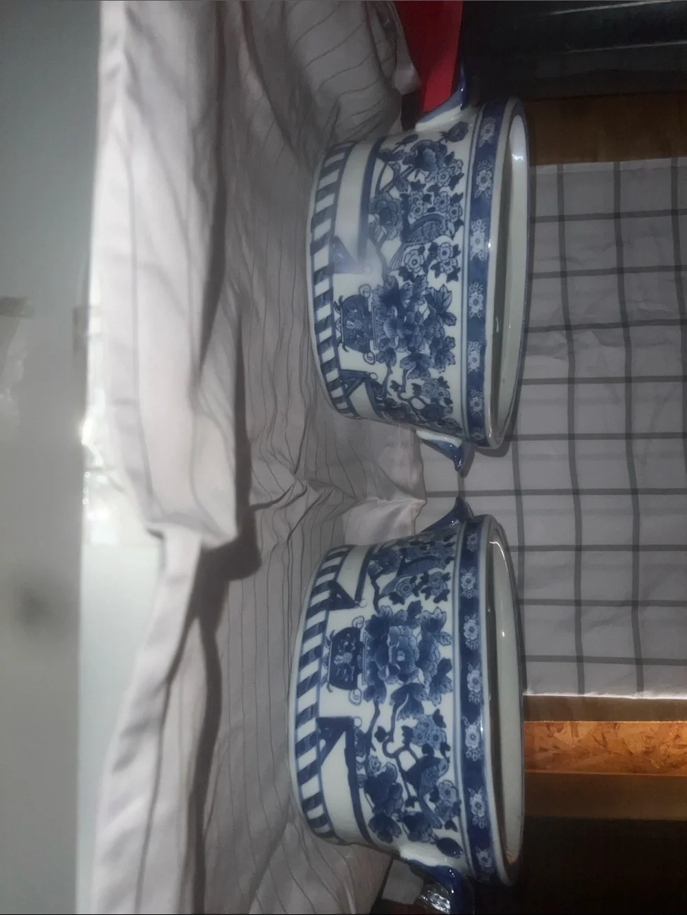 Fine Porcelain: Blue & White Porcelain Footbath Planter