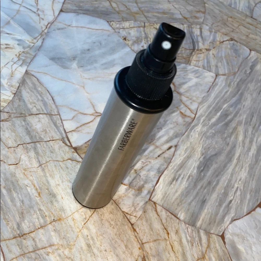 Farberware lasting makeup ensures