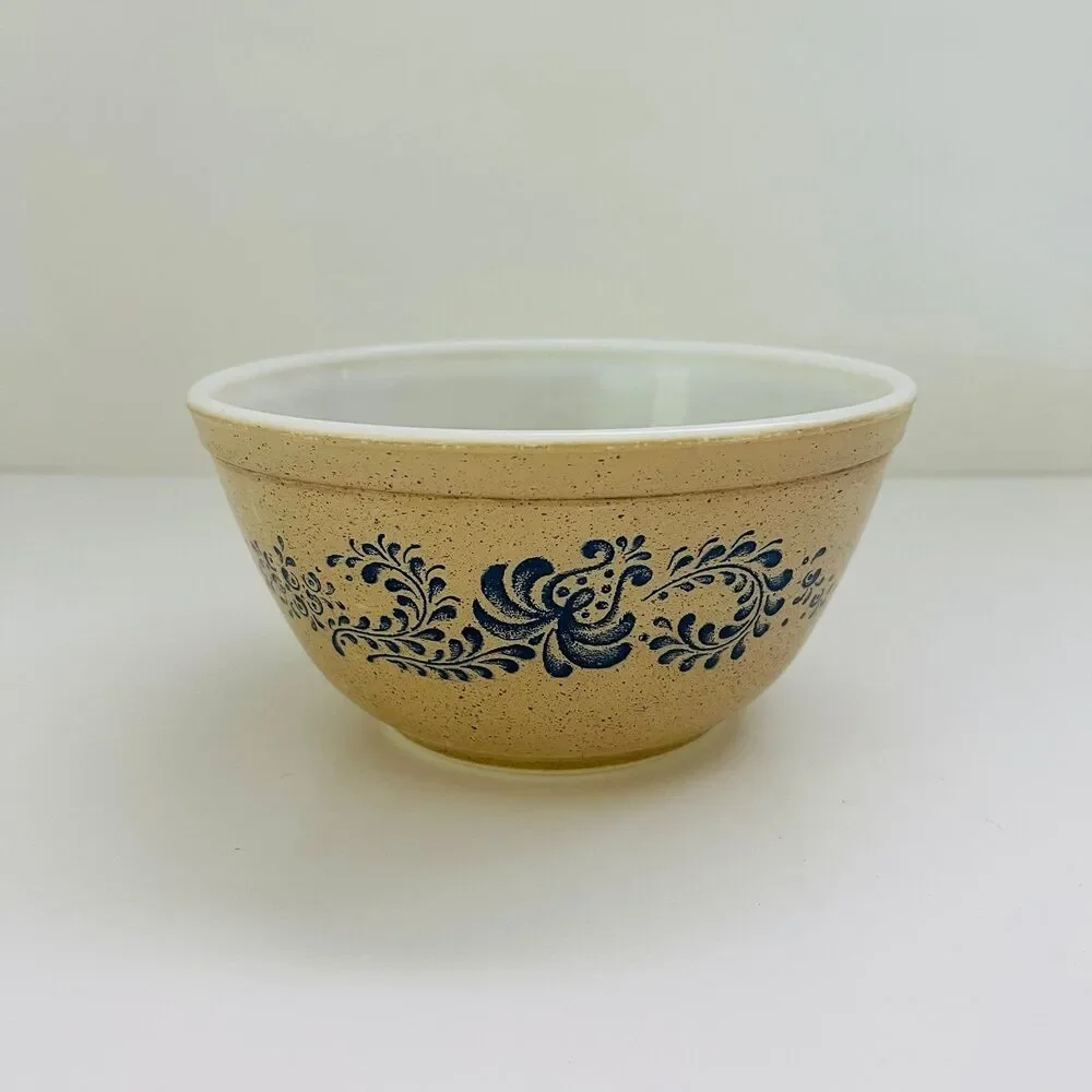 PYREX Speckled Beige/Tan Blue Floral Homestead 402 Mixing Bowl 1 1/2 Qt