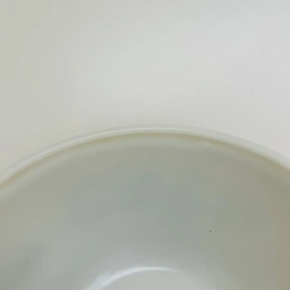 PYREX Speckled Beige/Tan Blue Floral Homestead 402 Mixing Bowl 1 1/2 Qt