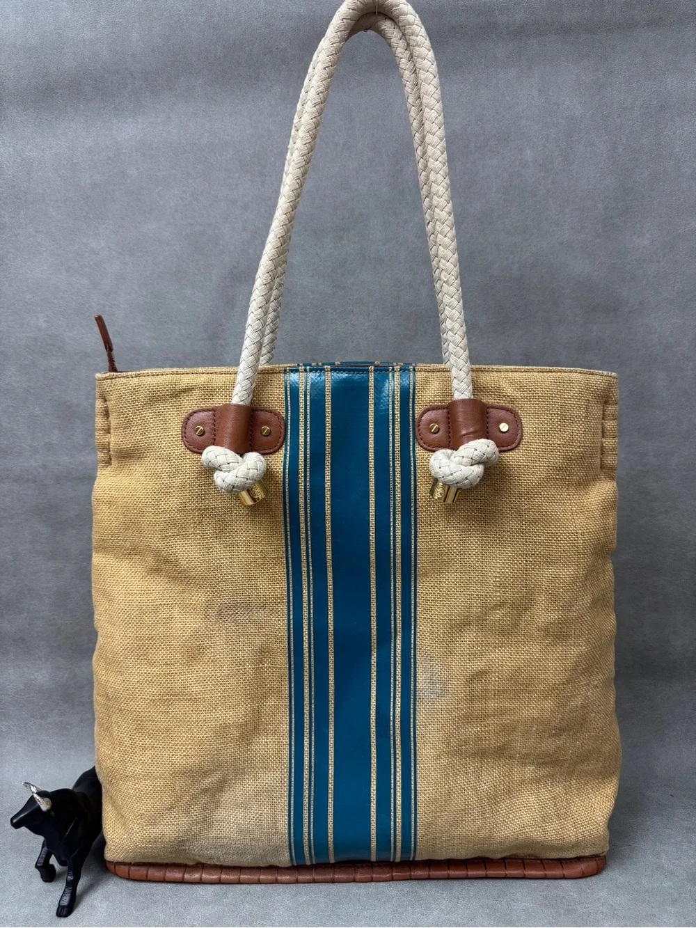 Tory Burch silhouette been casual