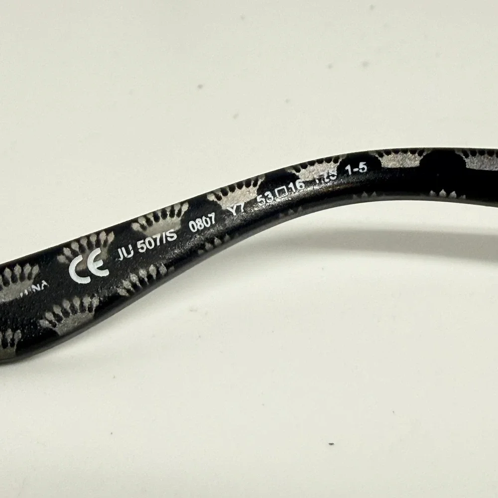 Juicy Couture measurements lens