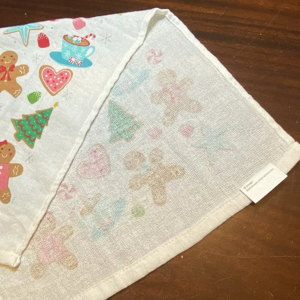 Holiday Style holiday towel