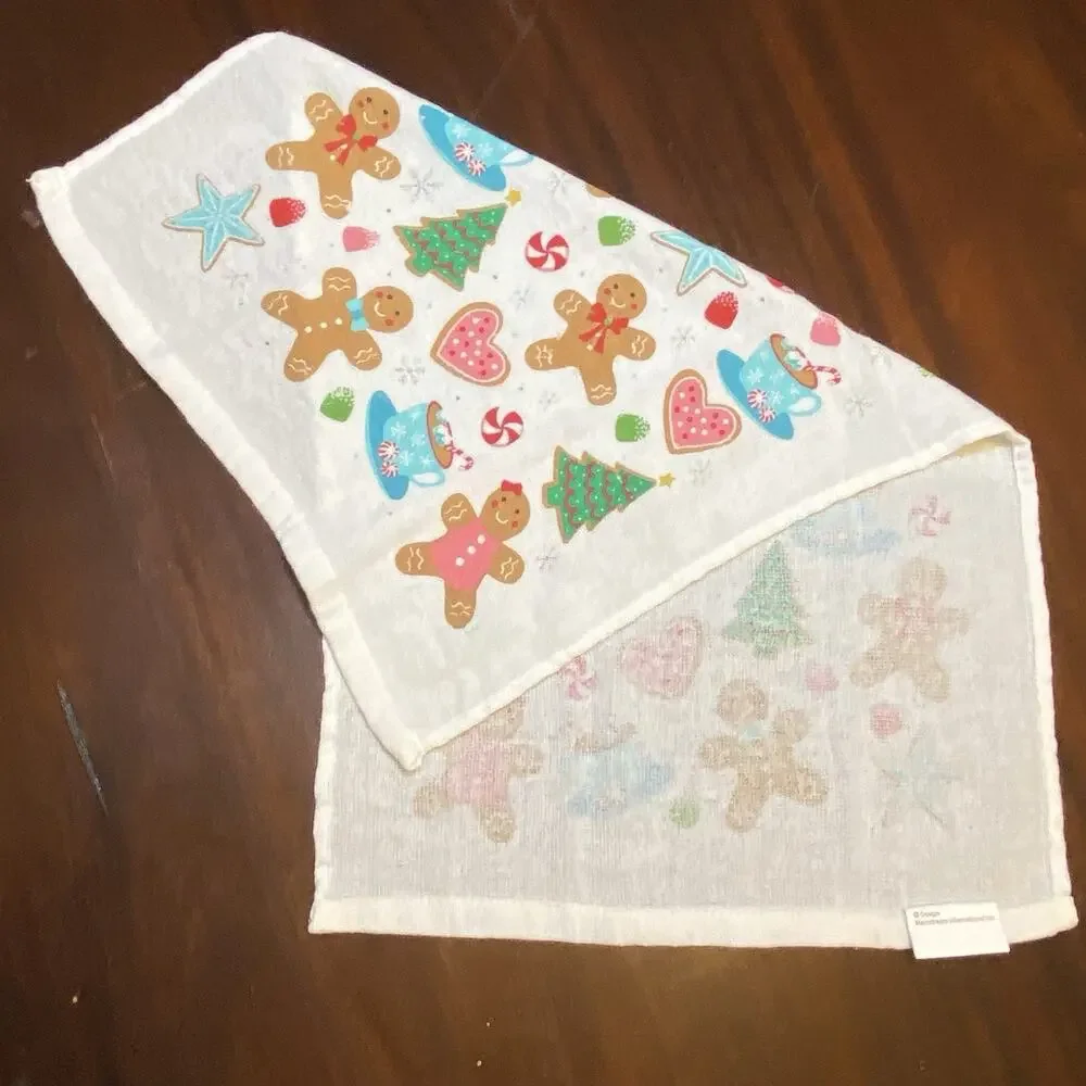 Holiday Style holiday towel