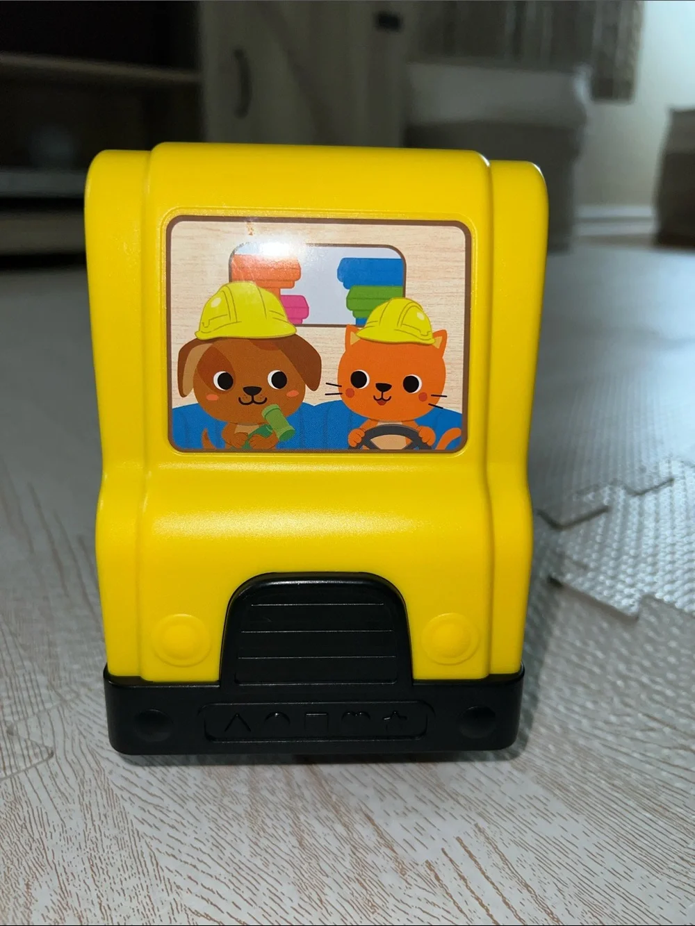 LeapFrog Tap-a-Peg Wooden Truck